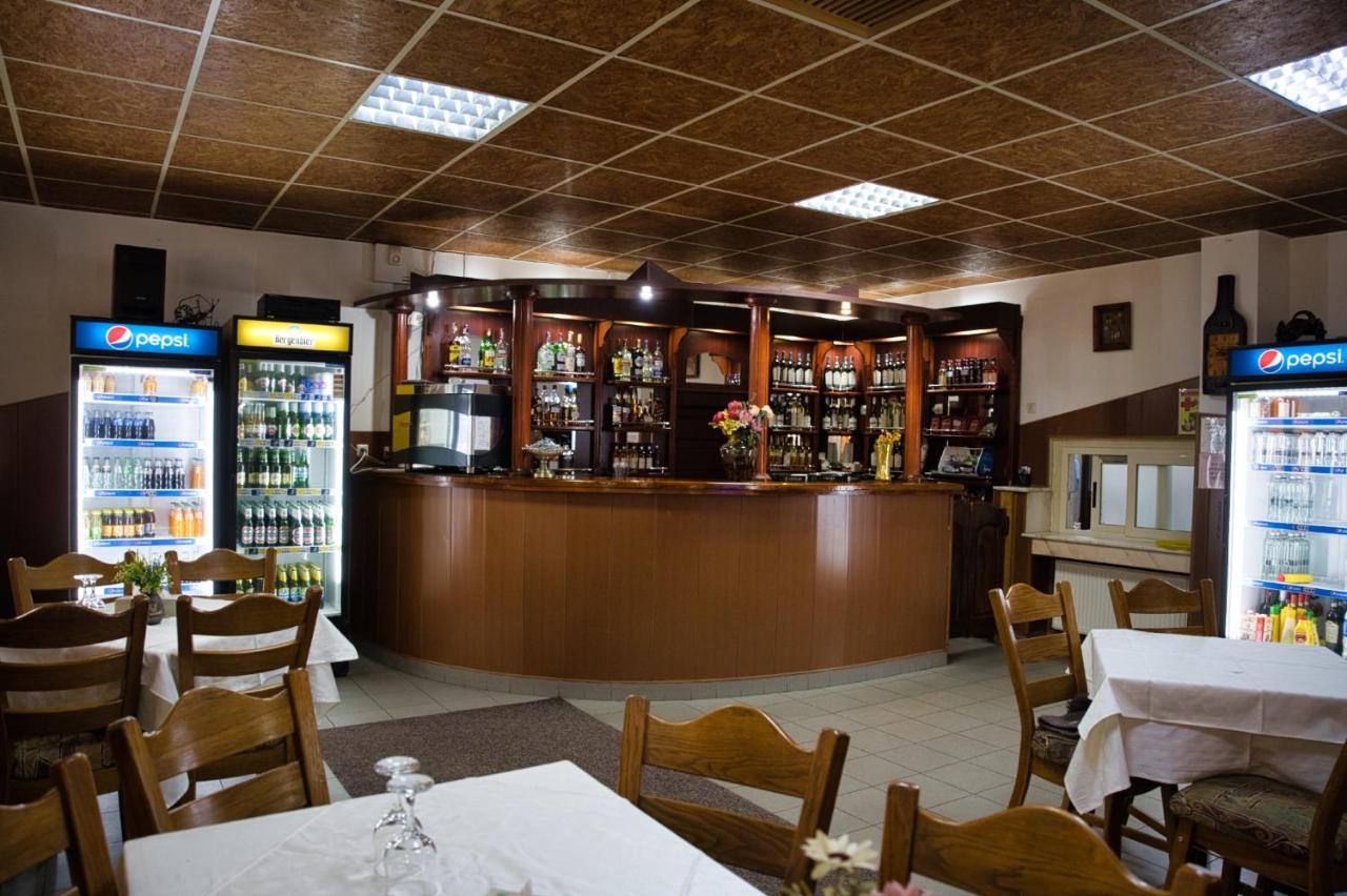 Motel Seaca Călimăneşti Buitenkant foto